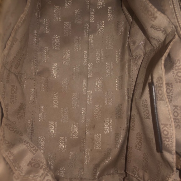 mk handbag - Picture 3 of 3